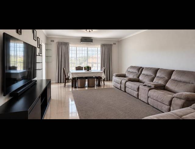 2 BEDROOM APARTMENT FOR SALE IN PELHAM